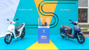 VinFast ra mắt 5 mẫu xe máy điện có khả năng di chuyển gần 200 km/lần sạc